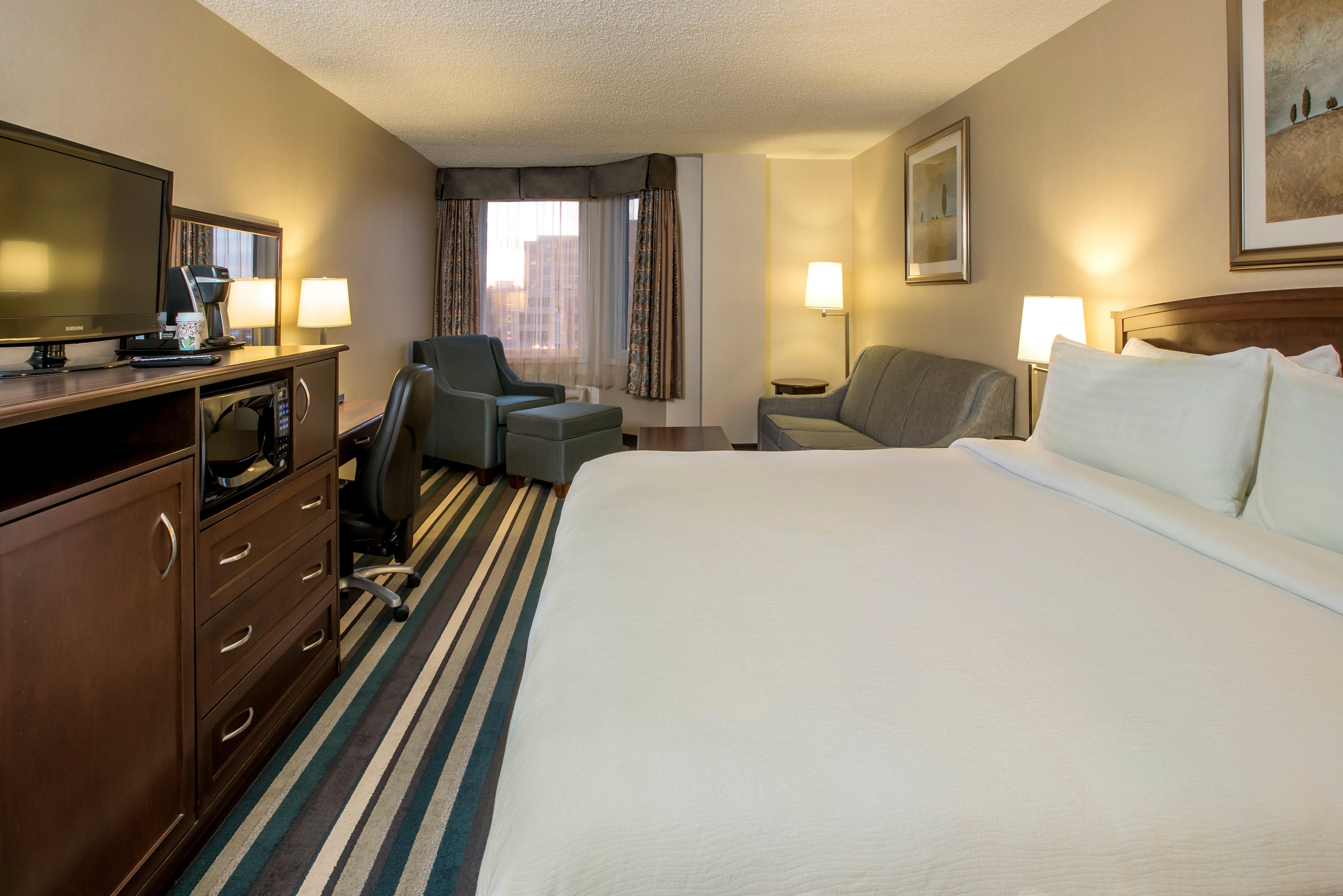Holiday Inn Conference Centre Edmonton South By Ihg Esterno foto