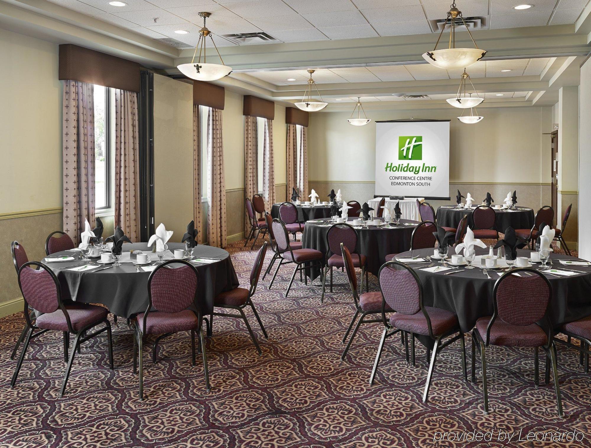 Holiday Inn Conference Centre Edmonton South By Ihg Esterno foto