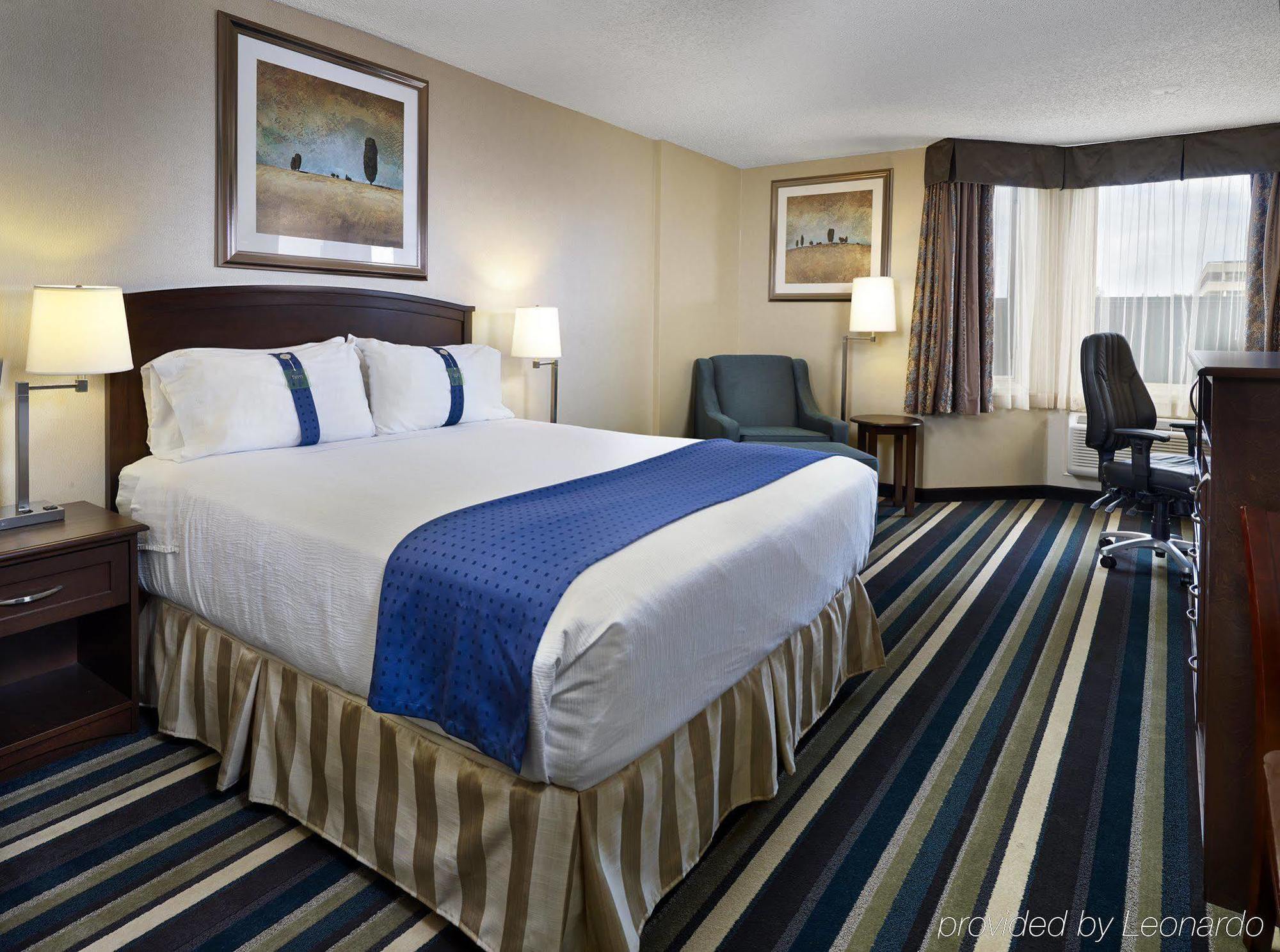 Holiday Inn Conference Centre Edmonton South By Ihg Esterno foto