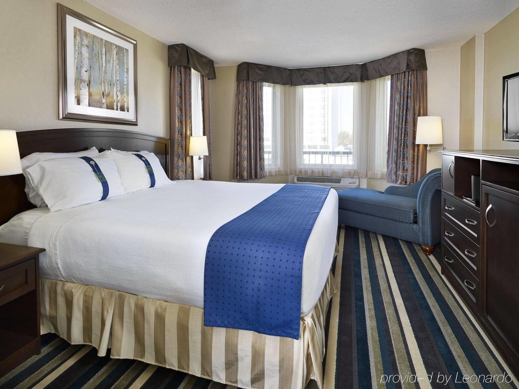 Holiday Inn Conference Centre Edmonton South By Ihg Esterno foto